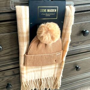 Brand new Steve Madden 2 piece beanie & scarf set